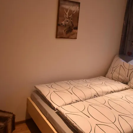 Anneliese Apartment